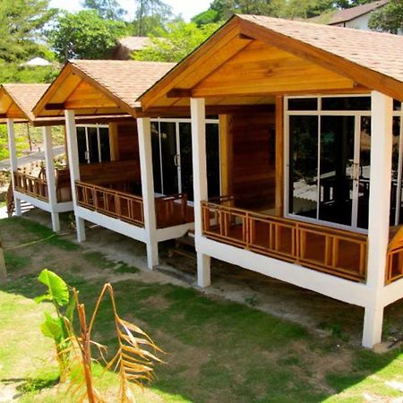 Pitiusas Beach Resort Koh Lipe Dış mekan fotoğraf